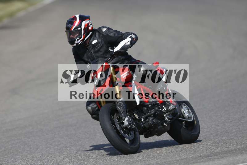 /21 17.06.2026  Ducati Schweiz Track Warmup ADR/Gruppe blau/50